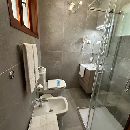 Hotel Moreri 3* Grado