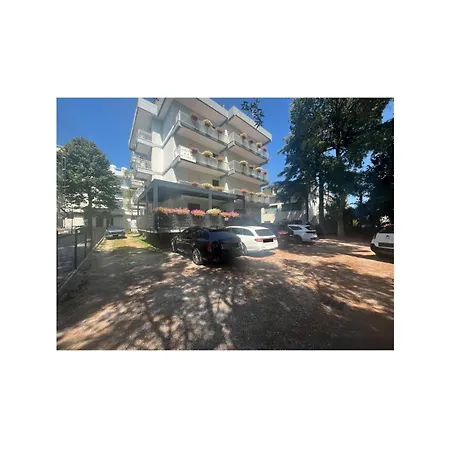 Hotel Moreri 3* Grado