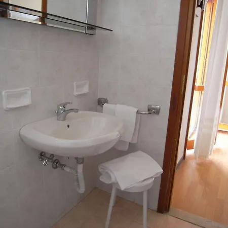 Moreri Otel 3*